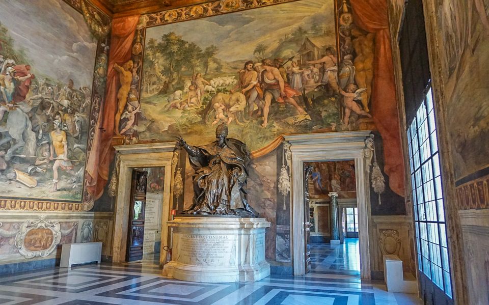 Rome: Capitoline Museums Experience With Multimedia Video