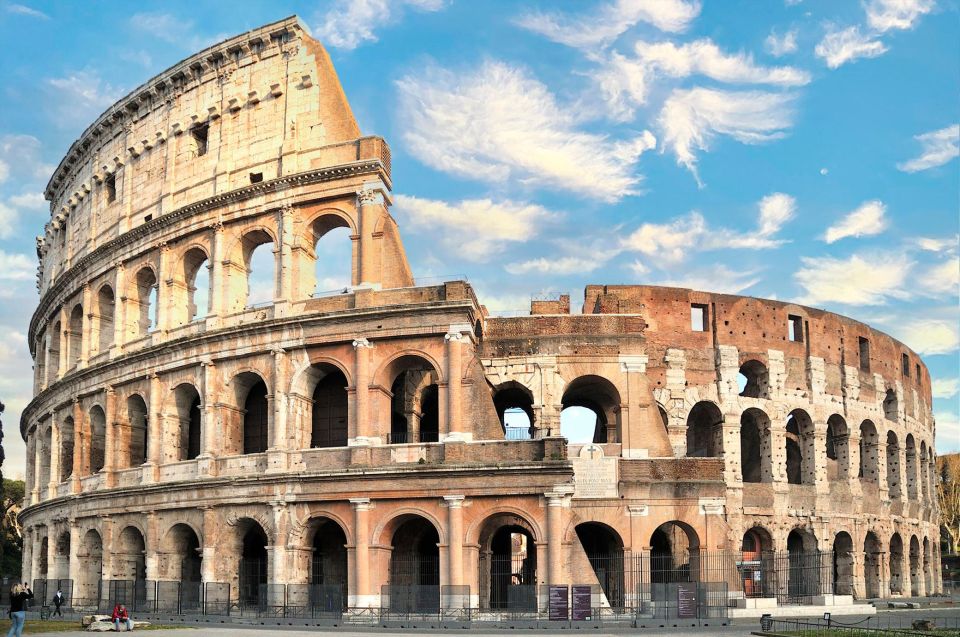 Rome: Colosseum Guided Experience