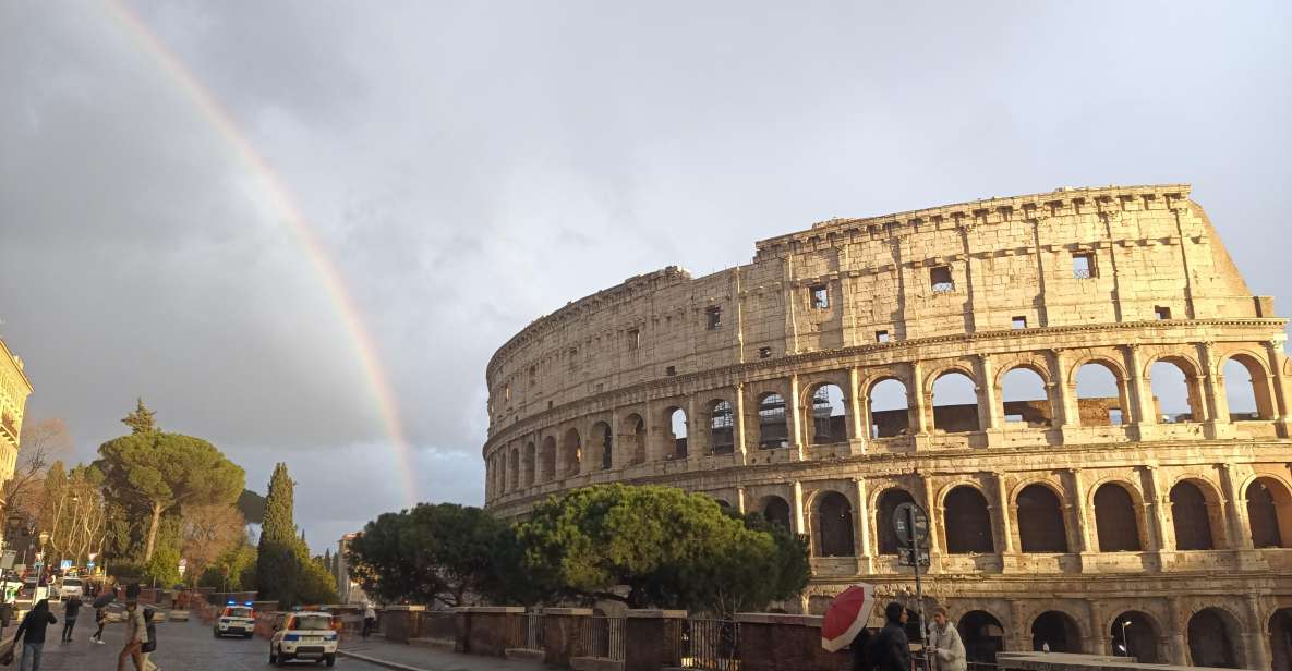 Rome: Colosseum, Palatine Hill, & Roman Forum Walking Tour