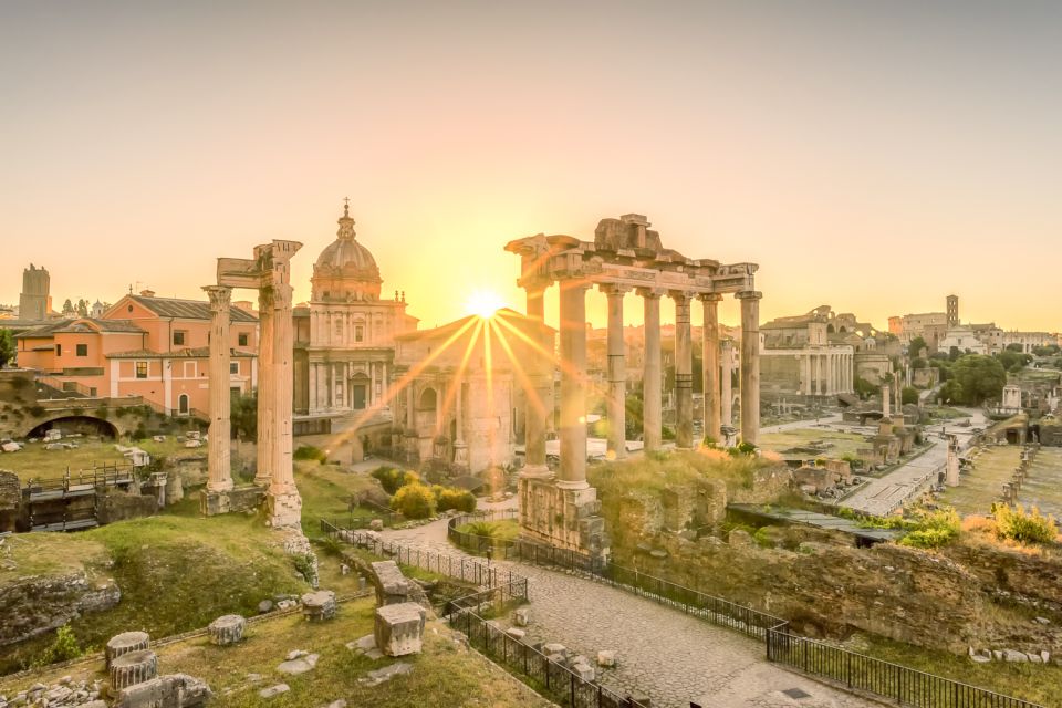 Rome: Colosseum, Roman Forum and Palatine Hill Group Tour