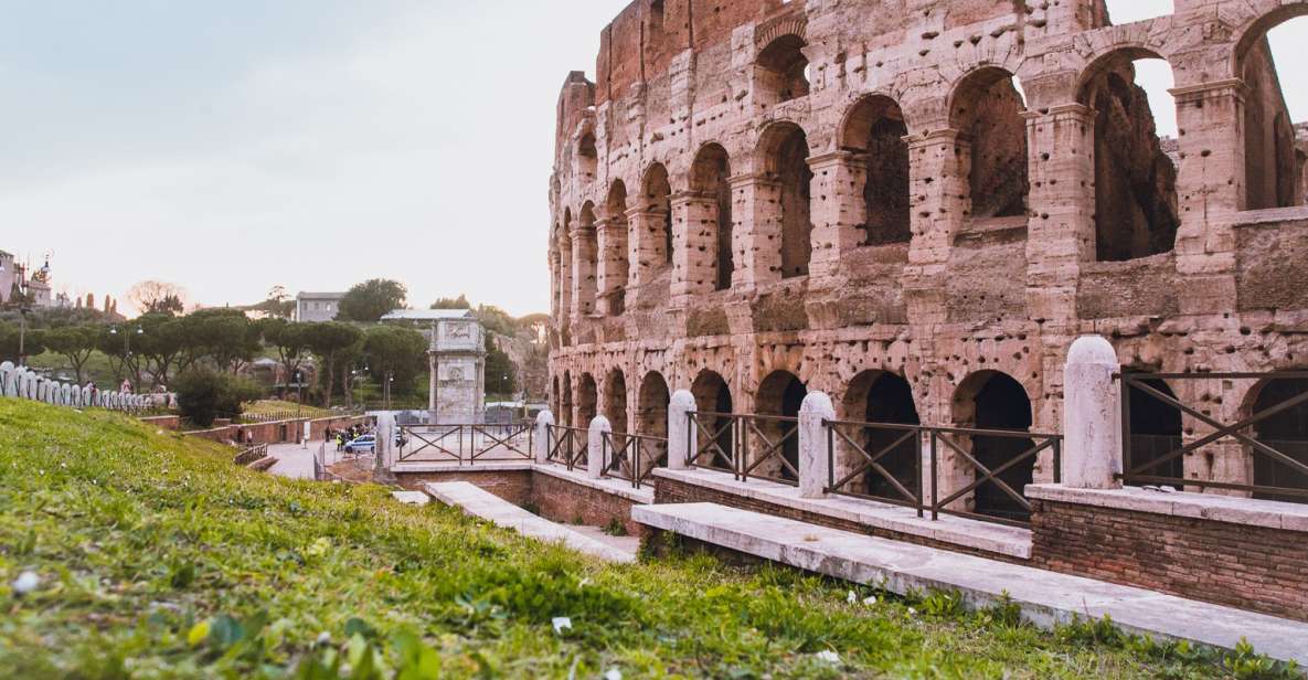 Rome: Eternal City Highlights Minivan Tour