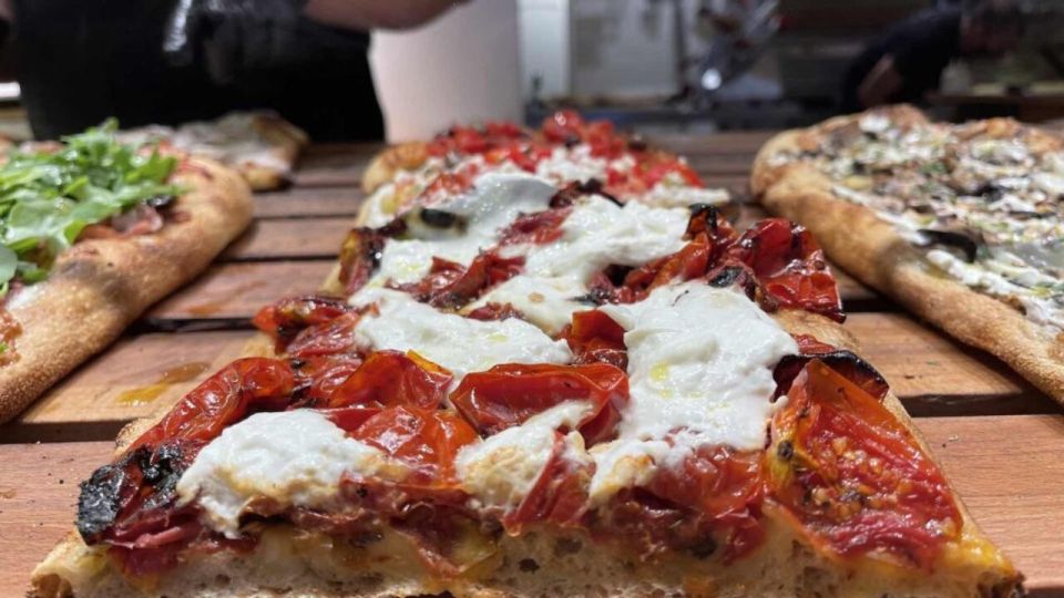 Rome: Gourmet Pizza Cooking Class (SHARED) - Class Overview and Pricing