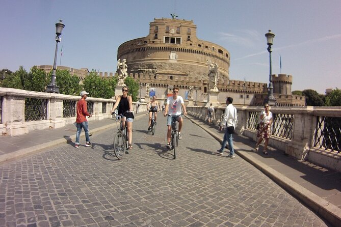 Rome Highlights by E-Bicycle