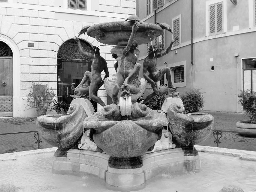 Rome: Squares and Fountains Guided Walking Tour