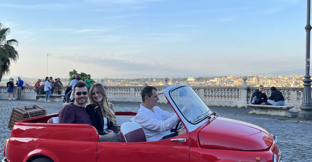 Rome: Vintage Fiat 500 Cabriolet Private City Tour