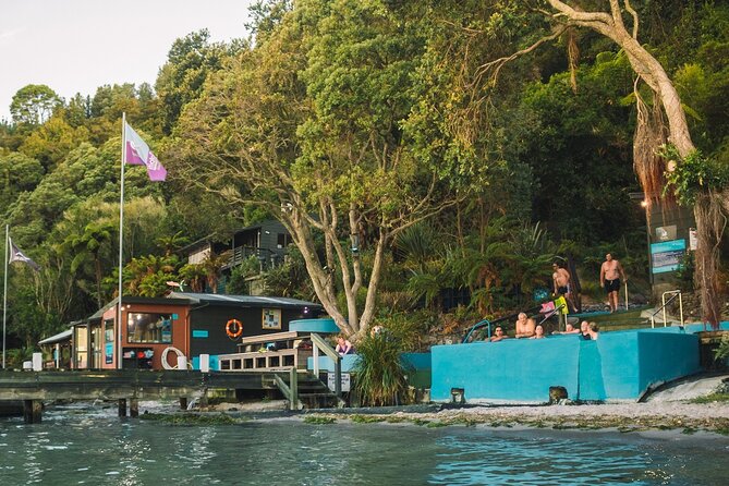 Rotorua: Daytime Scenic Lake Rotoiti Kayak Tour