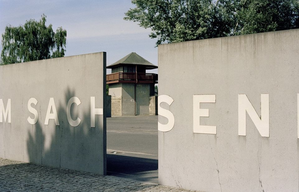 Sachsenhausen Memorial: Walking Tour From Berlin