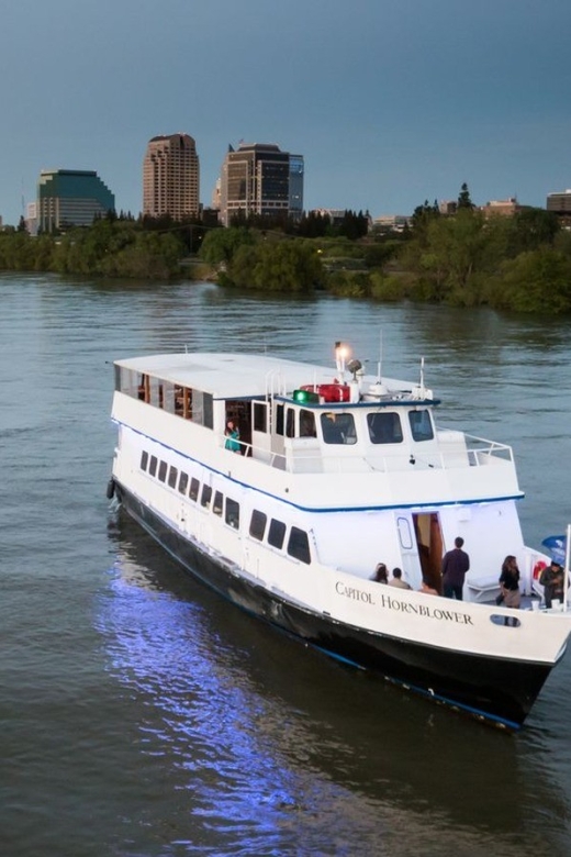 Sacramento: New Years Eve River Firework Cruise