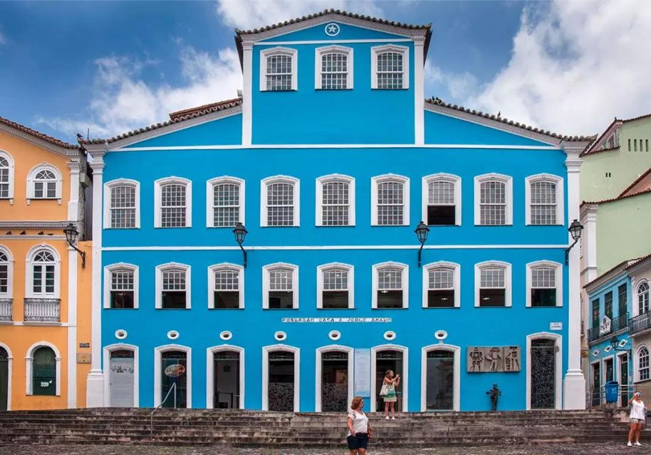 Salvador, Pelourinho: Scavenger Hunt and Self-Guided Tour