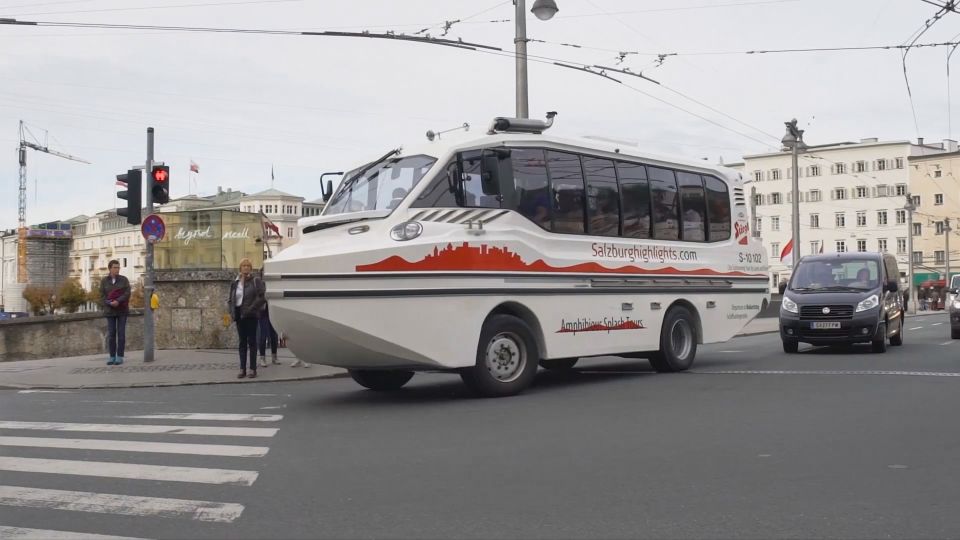 Salzburg: Amphibious Audio Guided Tour on Land and Water