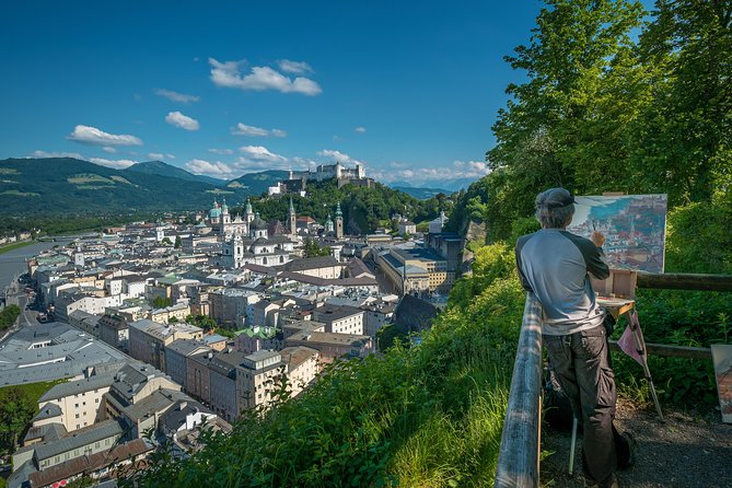 Salzburg and Lake District Day Tour From Munich