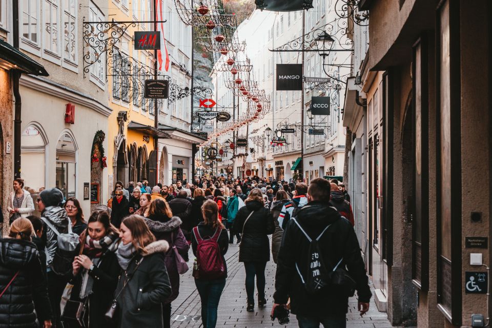 Salzburg: Express Walk With a Local in 60 Minutes