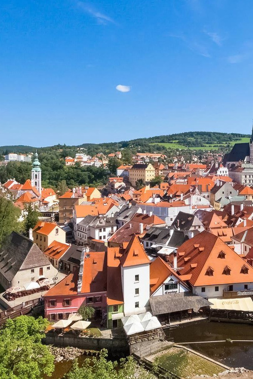 Salzburg: Sightseeing Transfer to Prague via Cesky Krumlov - Overview of the Transfer