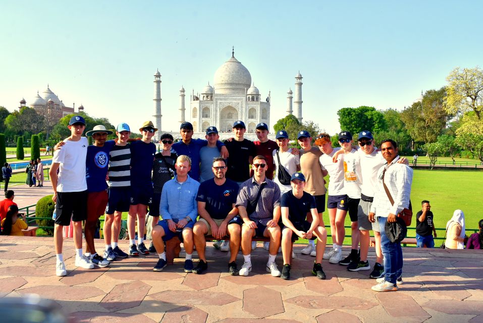 Same Day Agra Tour With Lunch & Walk in Heritage Village