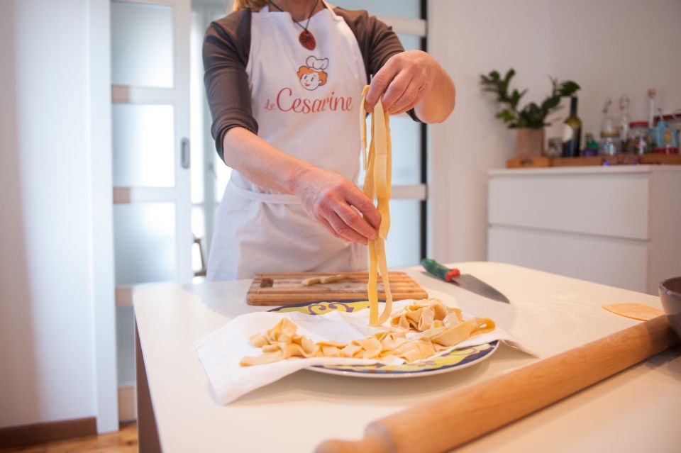 San Gimignano: Private Pasta-Making Class in a Locals Home