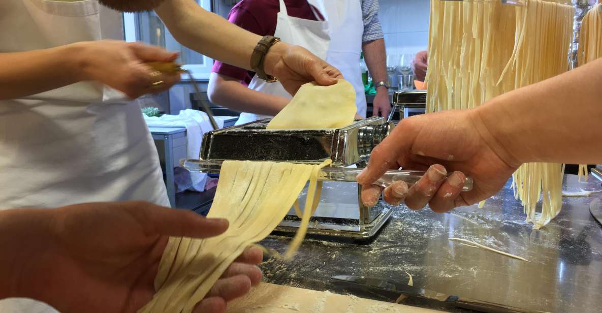 San Gimignano: Tuscan Cooking Class