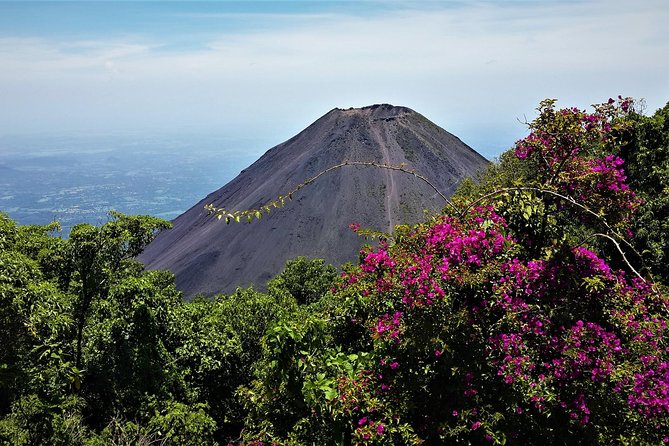 Santa Ana Volcano Hike With a Sulphur Lake and Coatepeque Lake