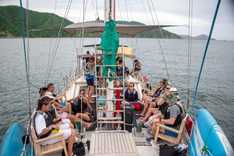 Santa Marta: Sailboat Day Tour to Tayrona Park