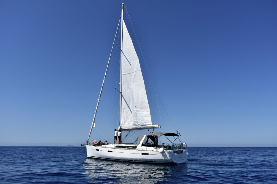 Santorini: 3-Day Oceanis 45 Yacht Charter With Crew - Overview of the Yacht Charter