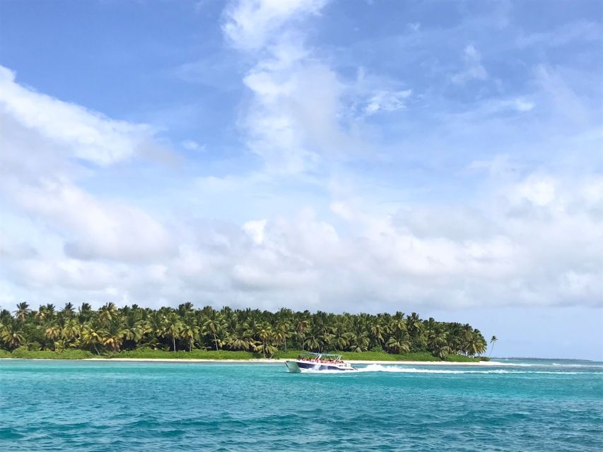 Saona Island Tour All Inclusive Speedboat and Catamaran