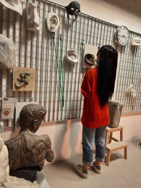 Sculpture in Florence: Classic Clay Modeling Class