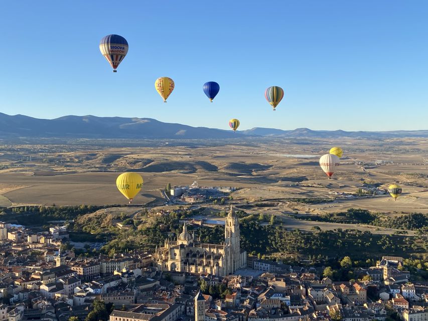 Segovia: Hot-Air Balloon Flight With Optional 3-Course Lunch