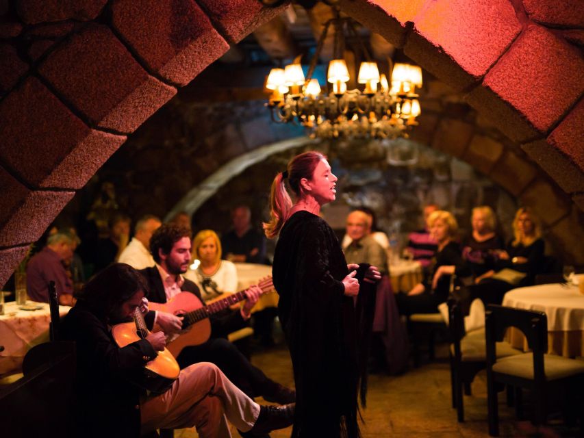 Semi-Private Oporto Fado Show With Dinner