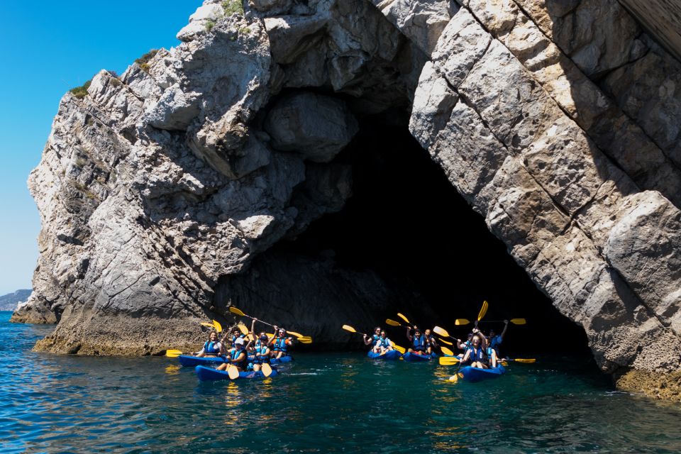 Sesimbra: Arrabida Natural Park & Caves Guided Kayaking Tour