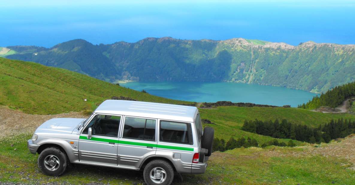 Sete Cidades – Nature Lovers Jeep Tour