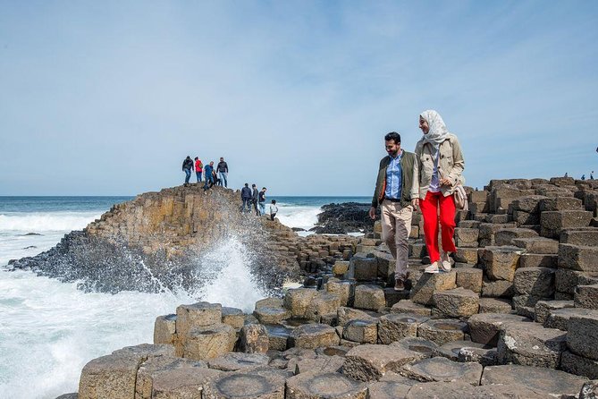 Shore Excursion From Belfast: Including Giants Causeway and Belfast City.