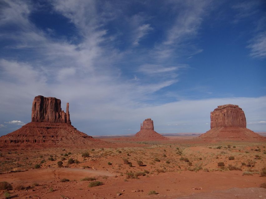 Short 1.5 Hour Tour of Monument Valley (2 Person Minimum)