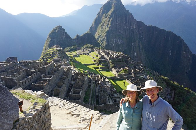 Short Inca Trail to Machu Picchu – 2 Days – Glamping Service