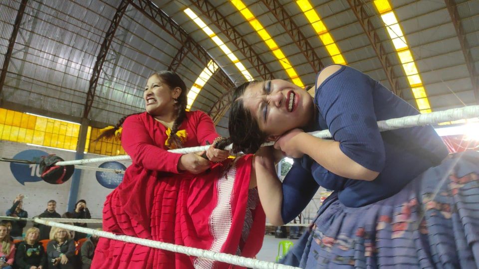 Show Cholitas Wrestling