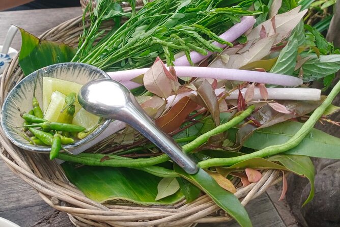 Siem Reap Authentic Breakfast and Market Tour