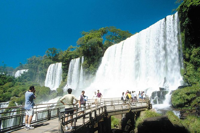 Sightseeing Tour of the Argentinian and Brazilian Sides of Iguazu Falls