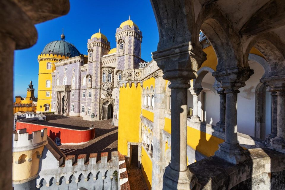 Sintra: Full-Day Private Tour & Pena Palace Entry Option