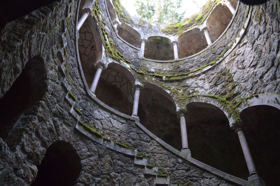 Sintra: Hike & History Private Tour Incl. Pena & Regaleira