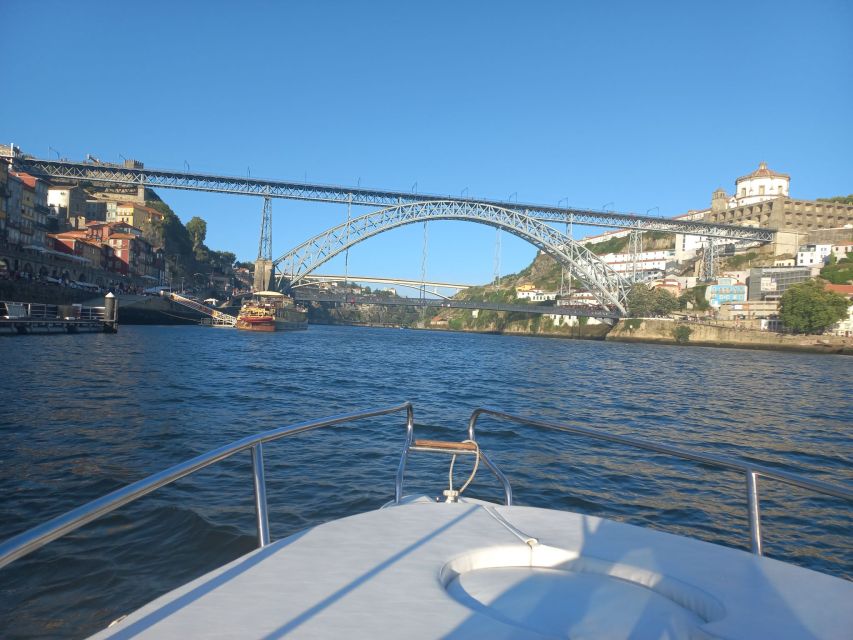 Six Bridges Private Boat Cruise in Porto