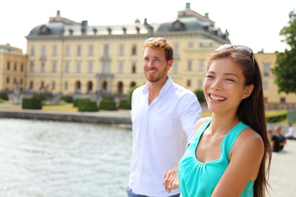 Skip-the-line Drottningholm Palace Stockholm Tour by Ferry