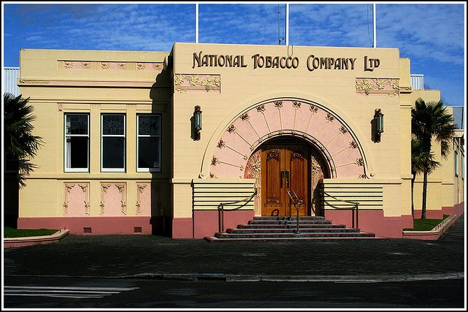 Small Group – Napier Art Deco Tour – 2.5 Hours