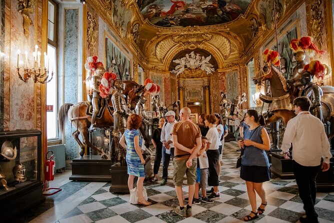 Small-group Royal Palace Skip-the-line Tour