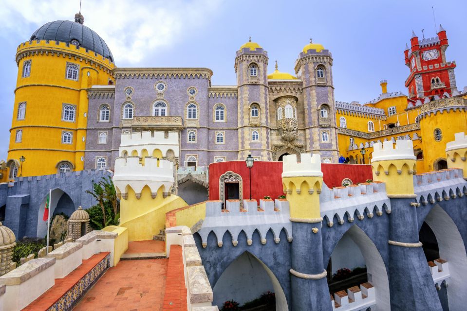 Small-Group – Sintra, Coast & Wine Tour From Lisbon