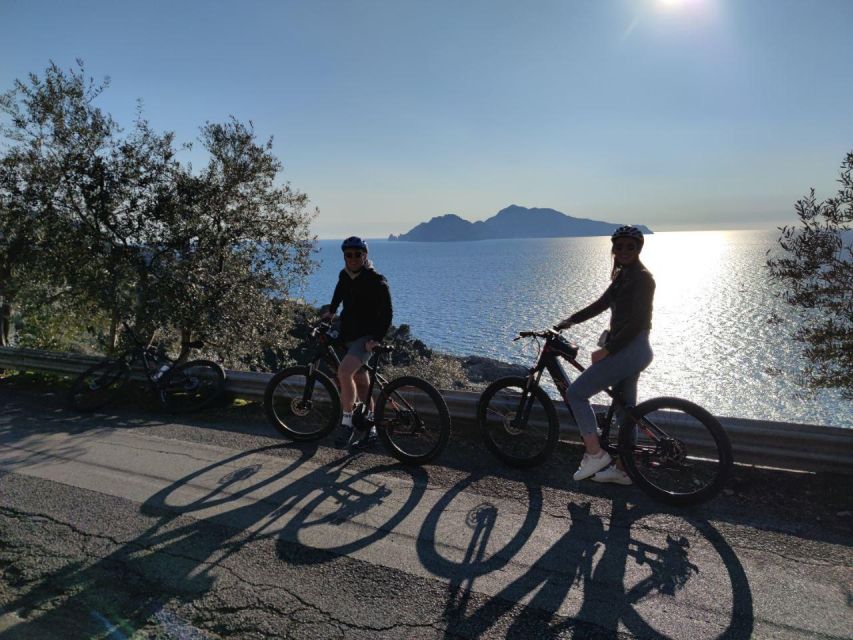 Sorrento Coast E-Bike Tour and Visit at Vinegar Cellar