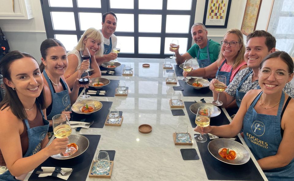 Sorrento: Pasta Masterclass With a Meal and Wine