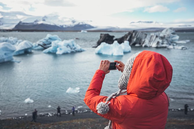 South Coast, Diamond Beach and Glacier Lagoon Day Tour