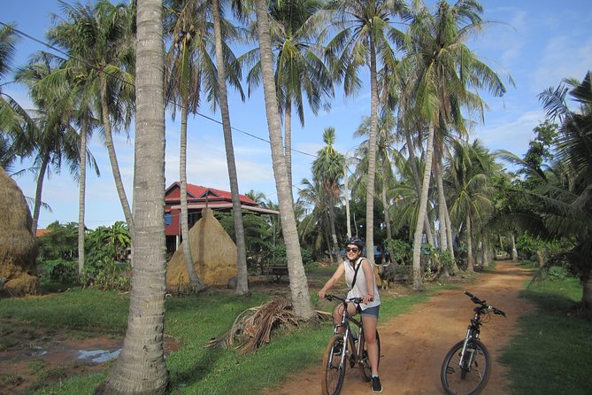 South Corner: Countryside & Floating Village - Exploring Rice Paddies