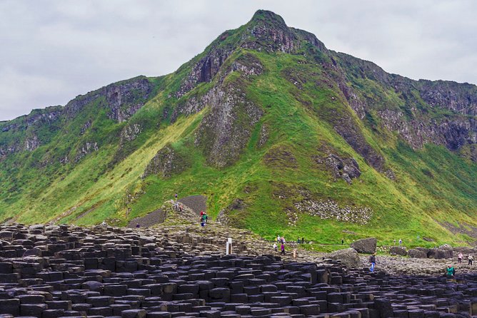 Spanish Belfast And Giants Causeway Tour - Itinerary Details