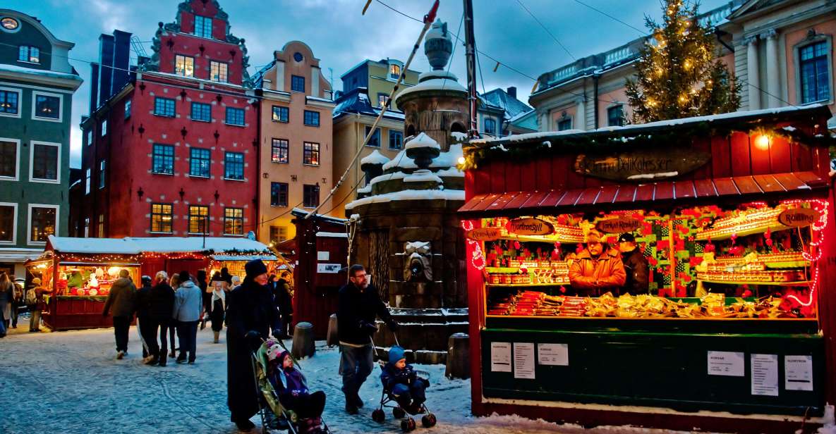 Stockholm: Christmas Lights and Market Walking Tour