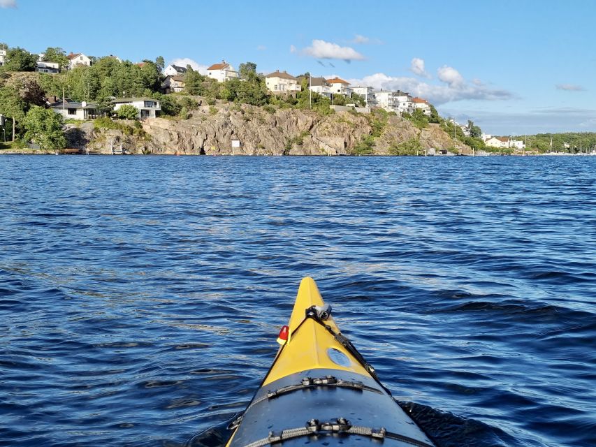 Stockholm: Guided Kayak Tour to Drottningholm Royal Palace