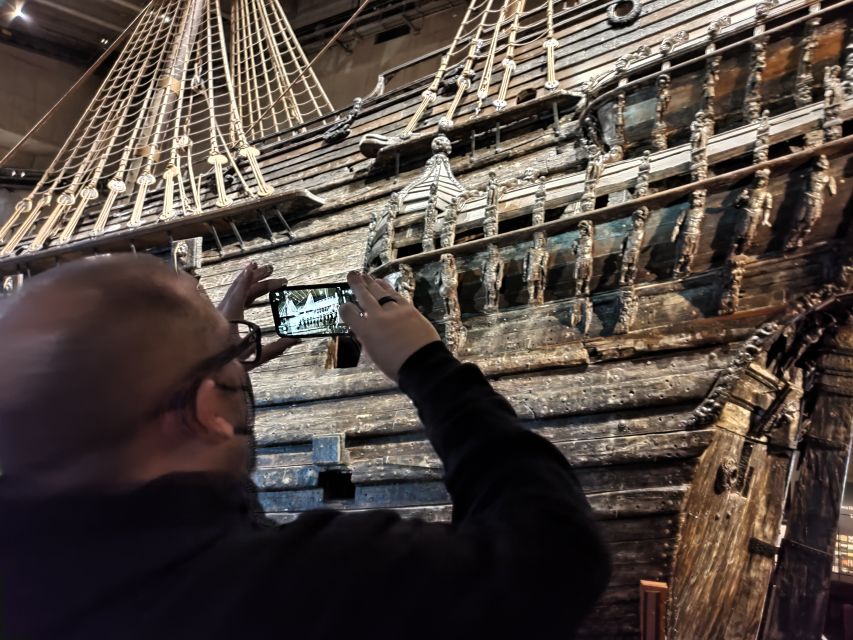 Stockholm: Private Guided Car Tour and Vasa Museum Entry